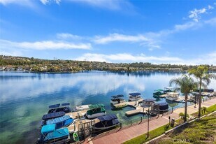 22586 Galilea, Unit 28 in Mission Viejo, CA - Building Photo
