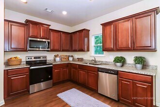 134 Innis Brk Cir in Cartersville, GA - Building Photo - Building Photo
