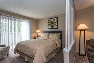 Willows at Tamarac in Denver, CO - Foto de edificio - Interior Photo