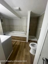 77 St Clair St in Wilkes-Barre, PA - Building Photo - Building Photo
