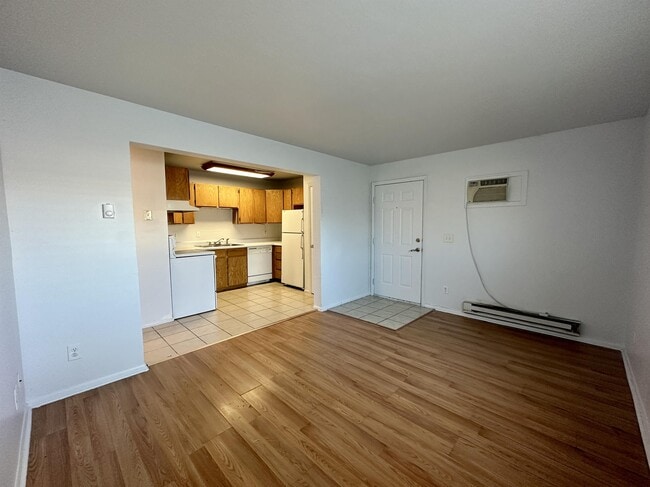 1557 W 200 S in Salt Lake City, UT - Building Photo - Building Photo