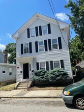 8 Bagley St, Unit 2 in Pawtucket, RI - Building Photo - Building Photo