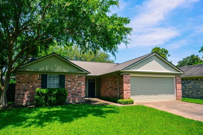 property at 3003 Old Fort Rd