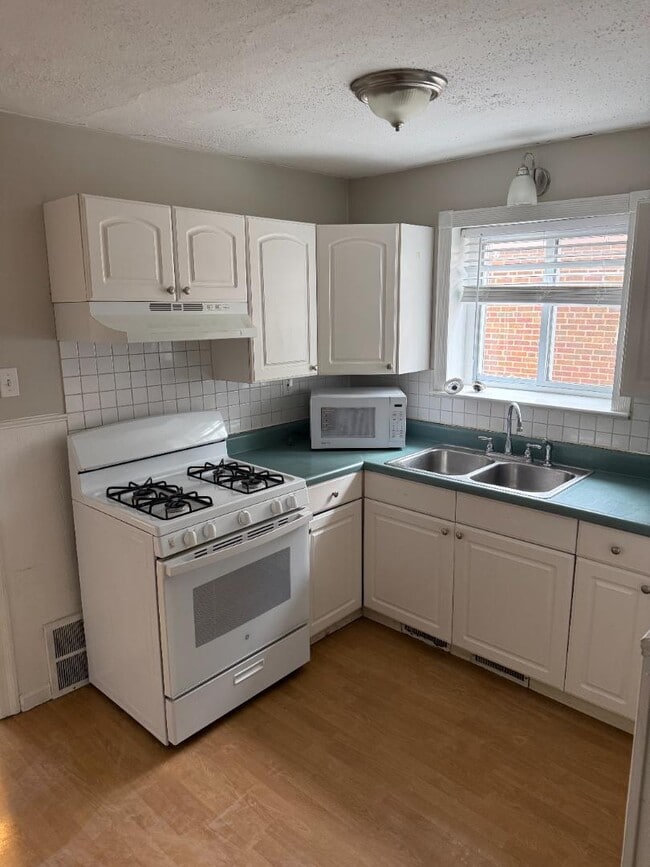 property at 7245 Bruno Ave