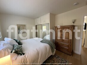 1934 E Washington Blvd in Pasadena, CA - Building Photo - Building Photo