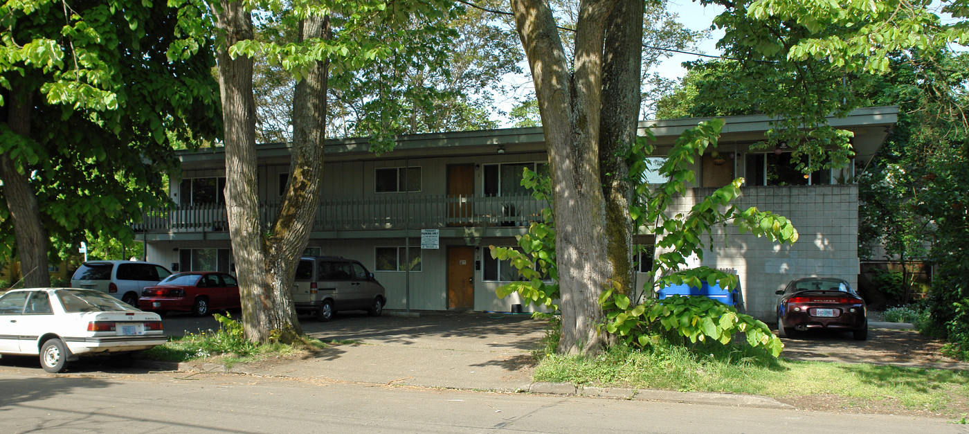 480 Monroe St in Eugene, OR - Building Photo