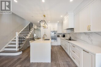158 Wheeler Ave in Toronto, ON - Building Photo - Building Photo