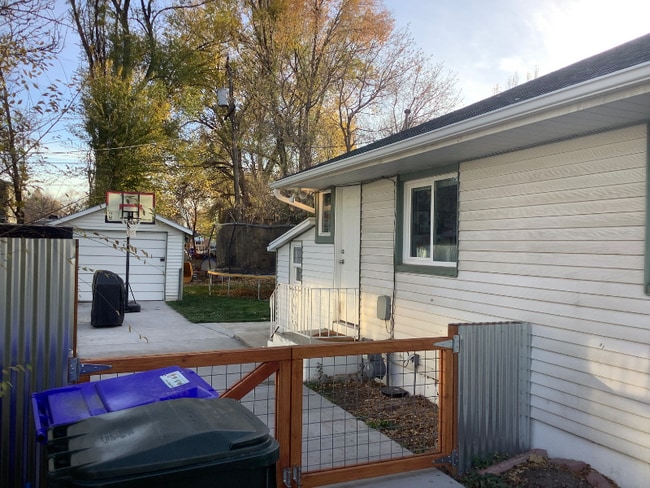 156 E Whitlock Ave in South Salt Lake, UT - Building Photo - Building Photo