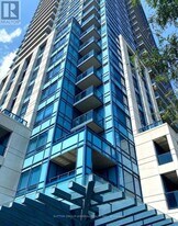 181 Wynford Dr in Toronto, ON - Building Photo