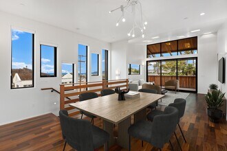 4640 Del Monte Ave in San Diego, CA - Building Photo - Building Photo