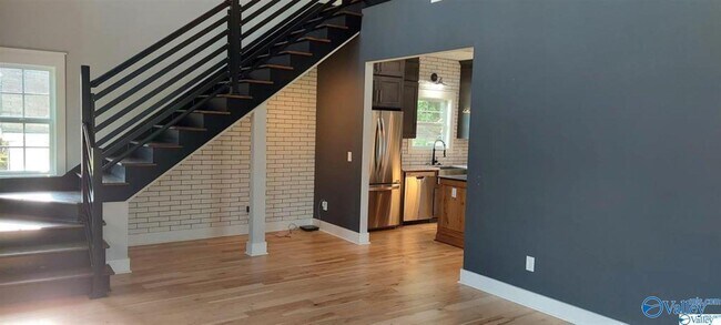 1213 Rison Ave NE in Huntsville, AL - Foto de edificio - Building Photo