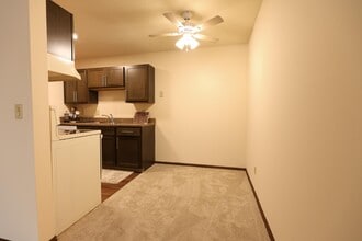 Chelsea Park in Minneapolis, MN - Foto de edificio - Building Photo