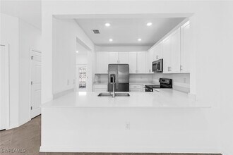 2929 Tardiff Dr in Naples, FL - Foto de edificio - Building Photo