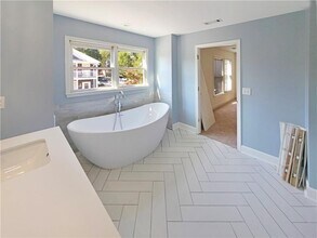 136 Crumley St SE in Atlanta, GA - Building Photo - Building Photo