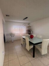 10863 NW 53rd Ln in Doral, FL - Building Photo - Building Photo