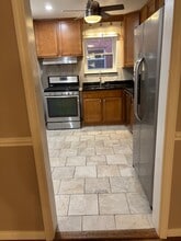 3416 Grove Ave, Unit Crescent Place #4 in Richmond, VA - Building Photo - Building Photo