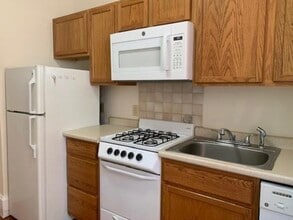 38 Kilsyth Rd in Brookline, MA - Building Photo - Building Photo