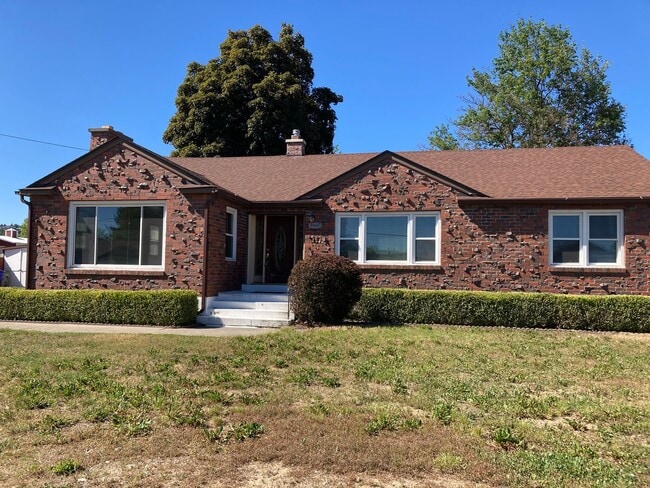 property at 9607 E Upriver Dr