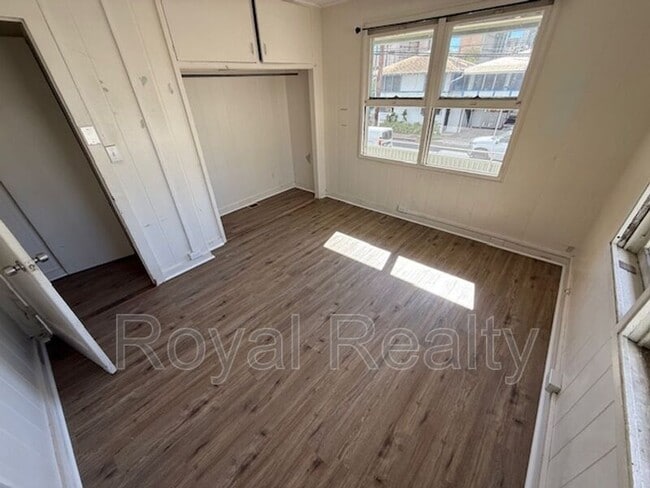 702 University Ave in Honolulu, HI - Building Photo - Building Photo