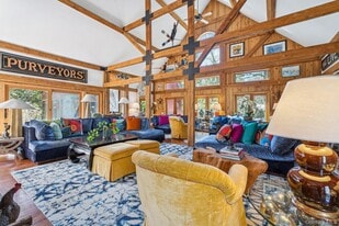 4 Marion Ln in East Hampton, NY - Building Photo