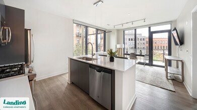 740 N Aberdeen St in Chicago, IL - Building Photo - Building Photo