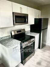 200 Solomon St in Charlotte, NC - Building Photo - Building Photo