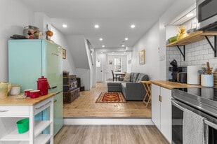 55 Bannerman St, Unit SI FL3-ID1438832P in St John's, NL - Building Photo