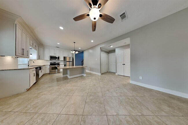 1406 Chesterpoint Dr in Spring, TX - Building Photo - Building Photo