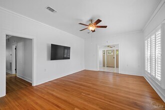 1818 E Lakeview Ave in Pensacola, FL - Building Photo - Building Photo