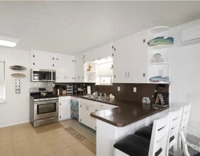 6004 Avenue T in Galveston, TX - Building Photo - Building Photo