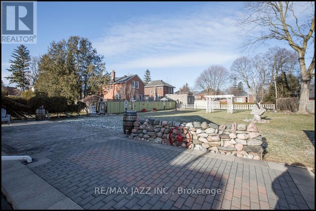 90 Church St in Bowmanville, ON - Building Photo - Building Photo