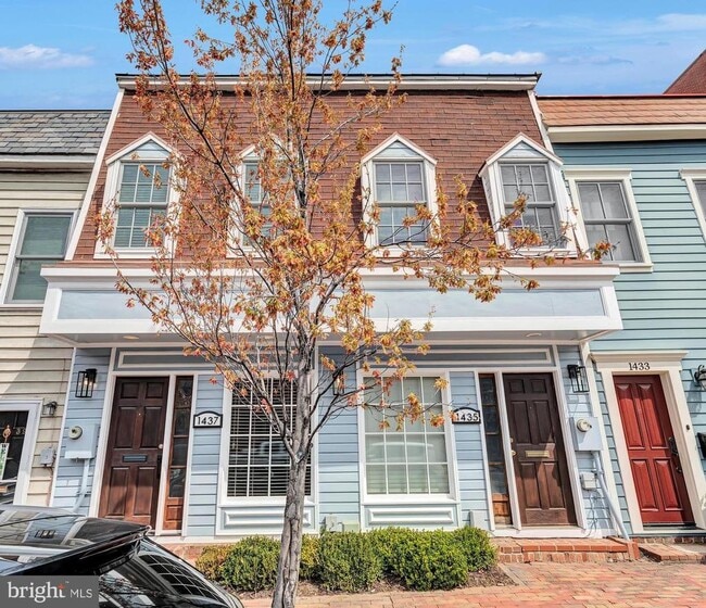 property at 1435 Duke St