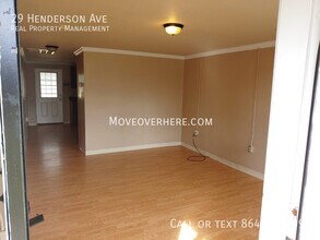 29 Henderson Ave in Greenville, SC - Building Photo - Building Photo