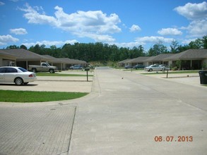 Shady Heights Apartment Homes in Hot Springs, AR - Foto de edificio - Building Photo