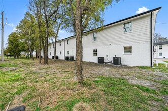 500 N Hwy 75 in Van Alstyne, TX - Building Photo - Building Photo