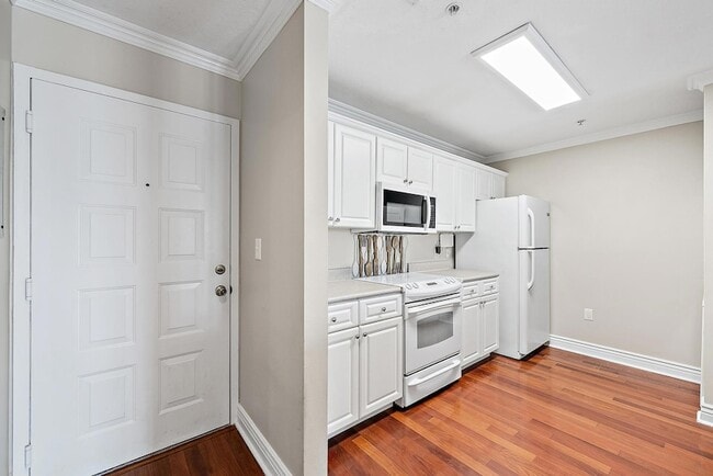 1200 Town Center Dr, Unit 203 in Jupiter, FL - Building Photo - Building Photo