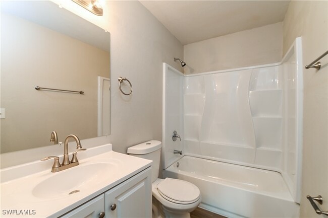 property at 1703 NW 19th St