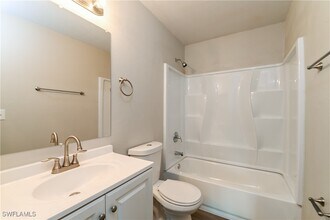 1703 NW 19th St in Cape Coral, FL - Building Photo - Building Photo