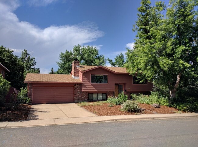 property at 4025 Evans Dr