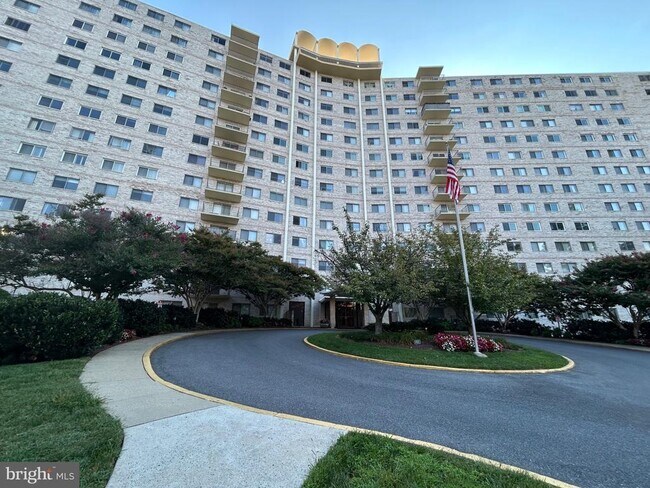 1111 University Blvd W in Silver Spring, MD - Building Photo - Building Photo