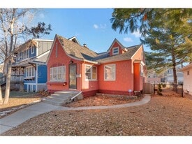 445 Upton Ave S in Minneapolis, MN - Building Photo