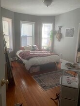 60 Fisher Ave, Unit 3 in Boston, MA - Building Photo - Building Photo