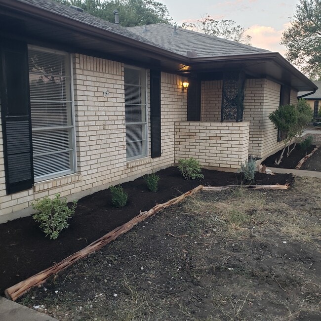 property at 2308 Lake W Dr