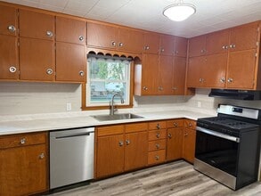 23 5th St SE in Eyota, MN - Building Photo - Building Photo