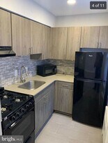 6644 N 8th St, Unit B3 in Philadelphia, PA - Building Photo