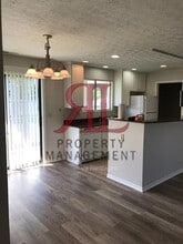 2727 Greystone Dr in Columbus, OH - Building Photo - Building Photo