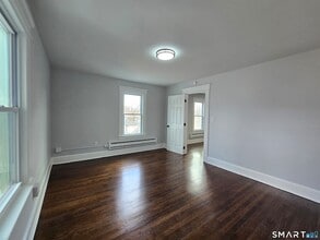 38 Beverly Ave in Waterbury, CT - Building Photo - Building Photo