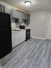 2010 Edgmont Ave in Chester, PA - Building Photo - Building Photo