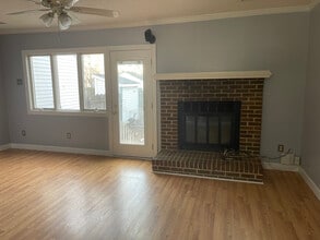 4310 Brighton Ln in Chesapeake, VA - Building Photo - Building Photo