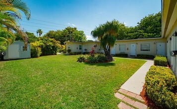 Cactus Tree in Hollywood, FL - Building Photo - Building Photo